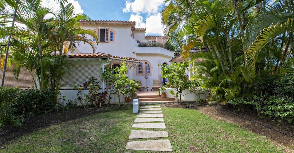 Sugar Hill, Coconut Shell by Barbados Sotheby's International Realty