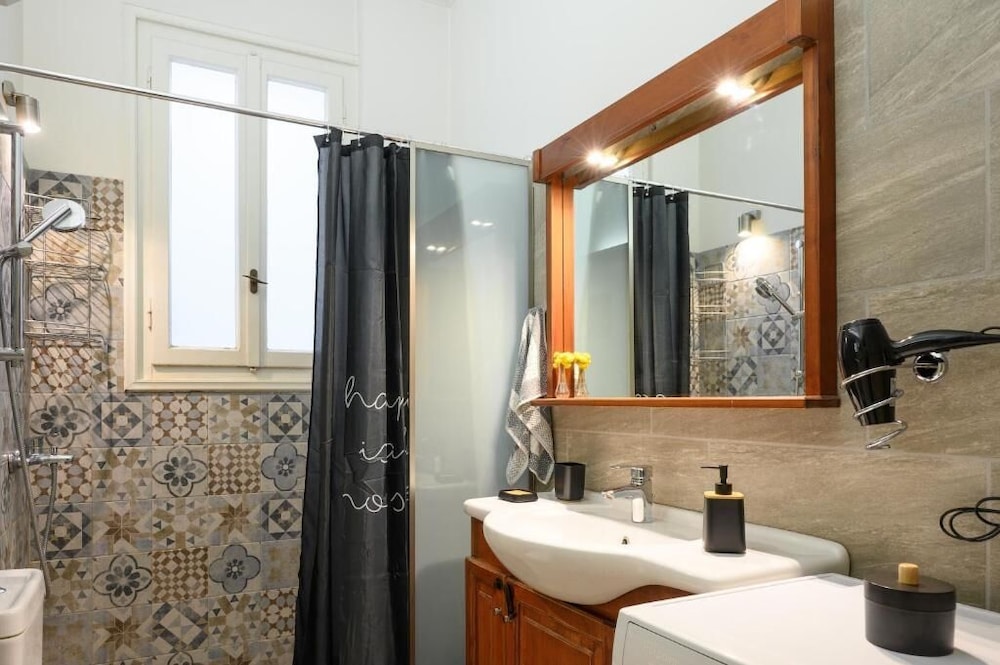 Chroma Lodge Downtown