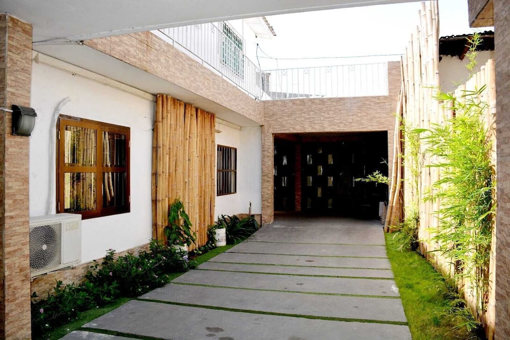 HERMOSA CASA CON INCREIBLES VISTAS