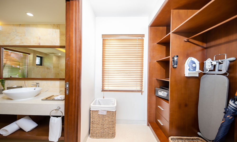 Cam Ranh Riviera Beach Resort & Spa