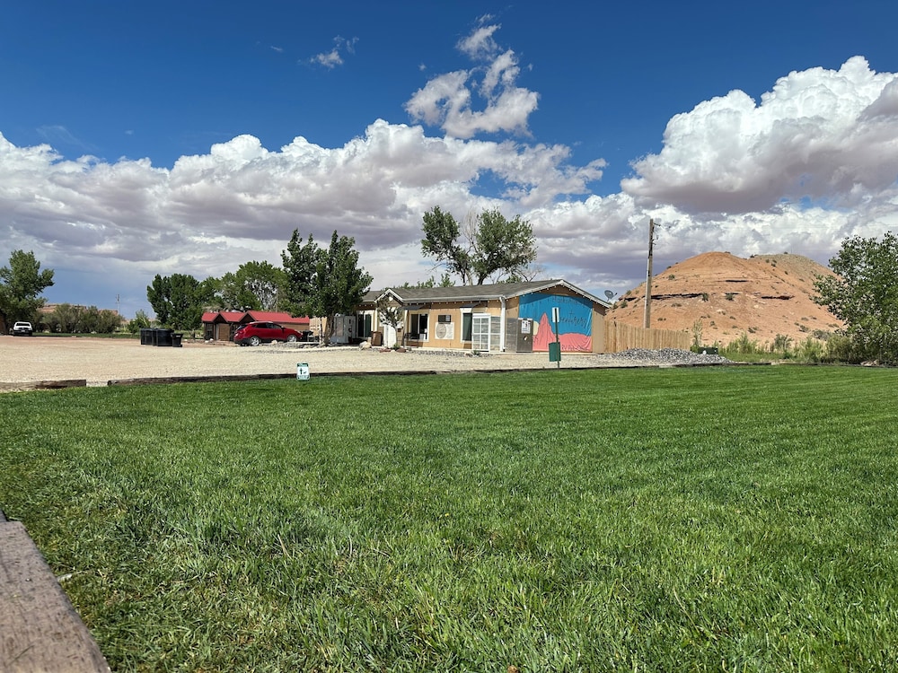 Dukes Slickrock Campground & RV Park