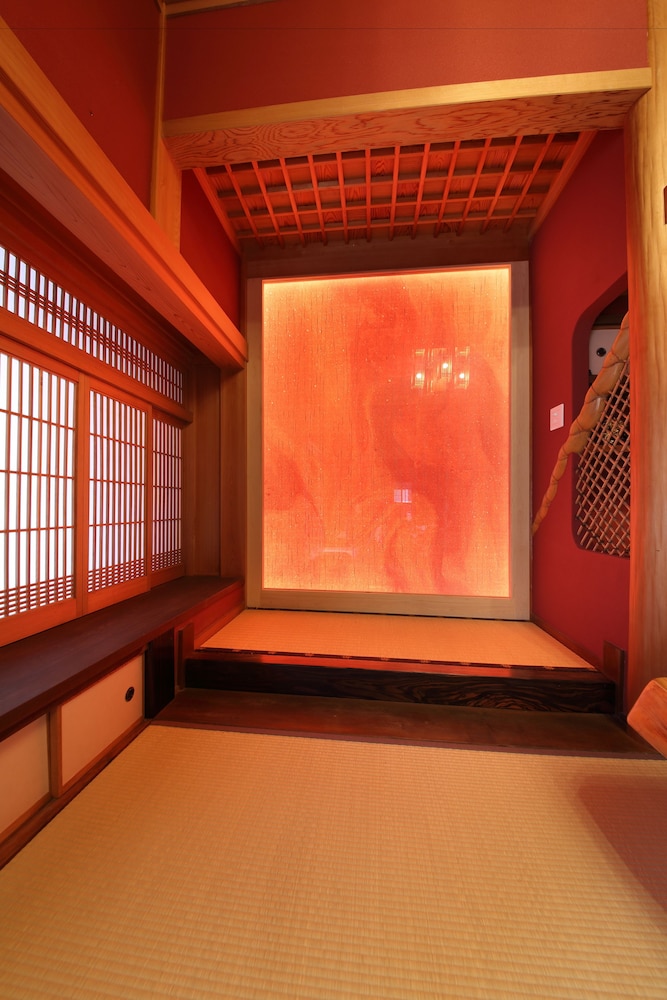 Shiso House