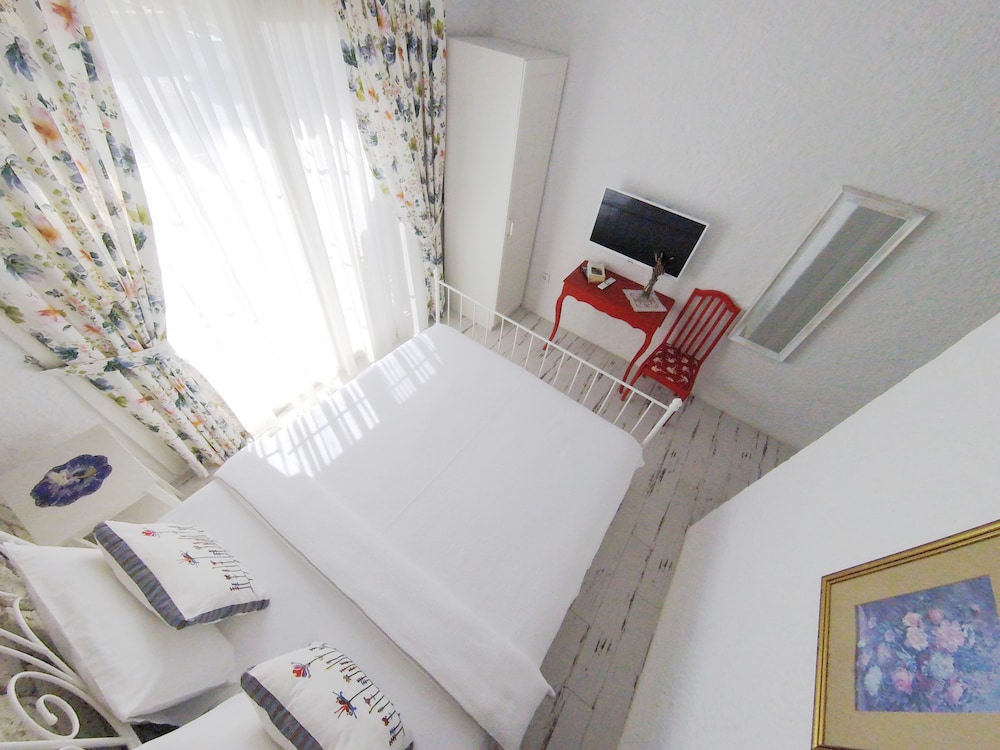 Morisi Konak - Image 38