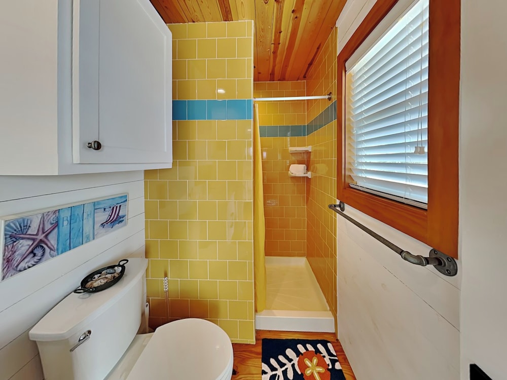 Beach-Inn by Silver Sands Vacation Rentals