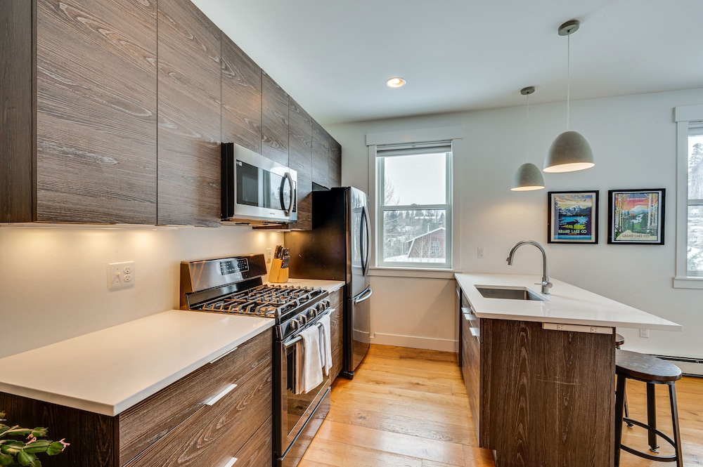 Updated Grand Lake Loft w/ View, 2 Mi to Rmnp! - Property Image 22