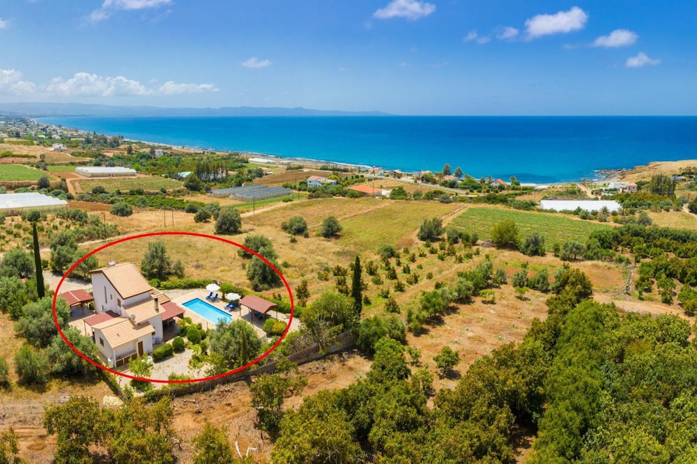 Villa Erato in Nea Dimmata