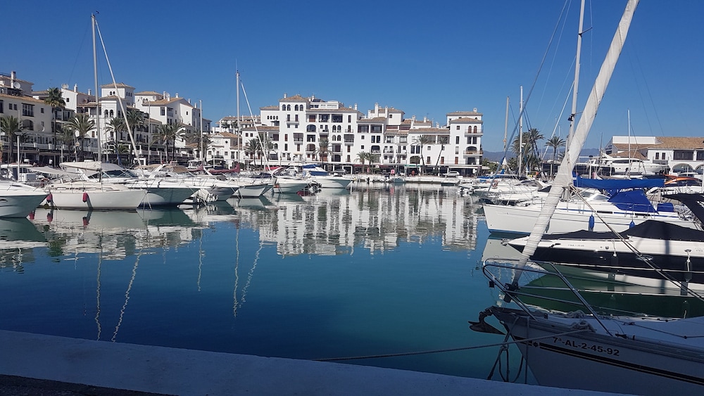 Modern Duquesa 2 Bed,outstanding View of Sea/golf view 2