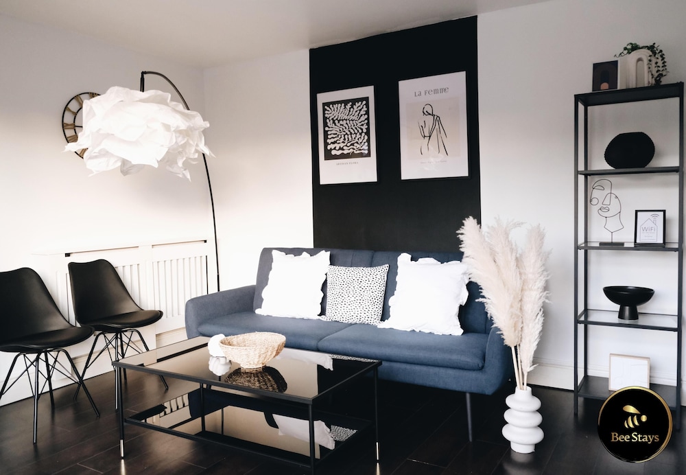 Northway House - Close to M62 and M6 view 4