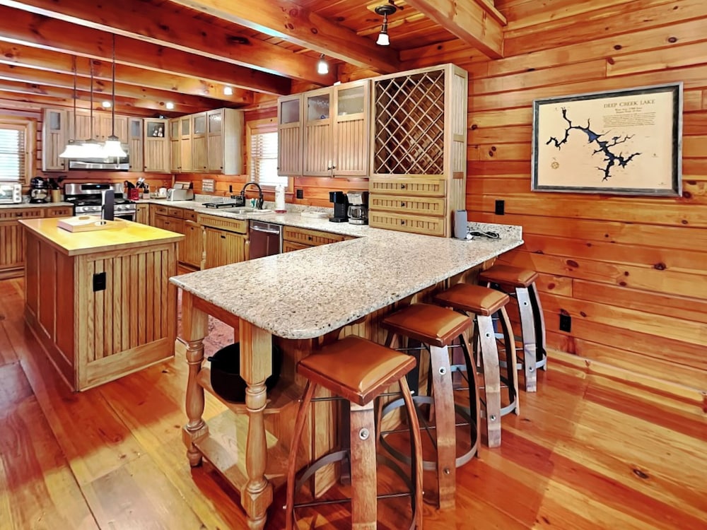 Crow's Point Lakehouse by Taylor Made Deep Creek