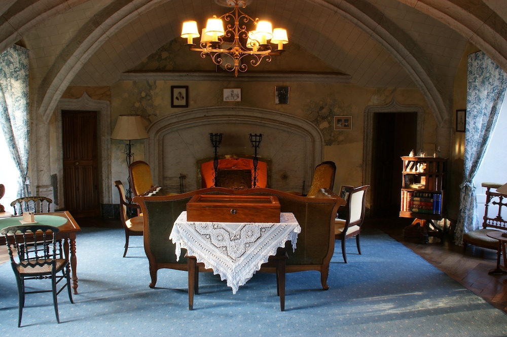 Chateau Des Martinanches photo 2
