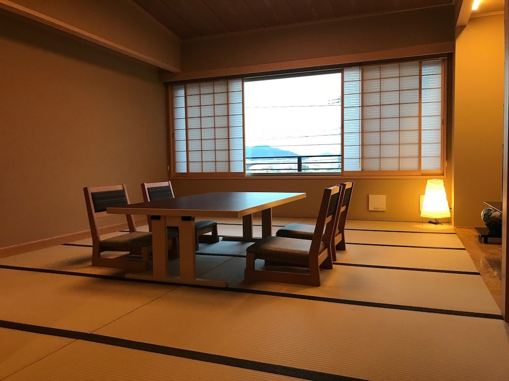 Japanese Style Hotel Isomura view 4