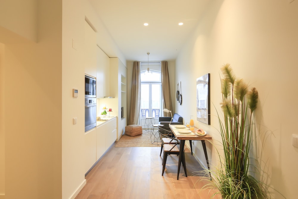 Baixa Apartments by linc