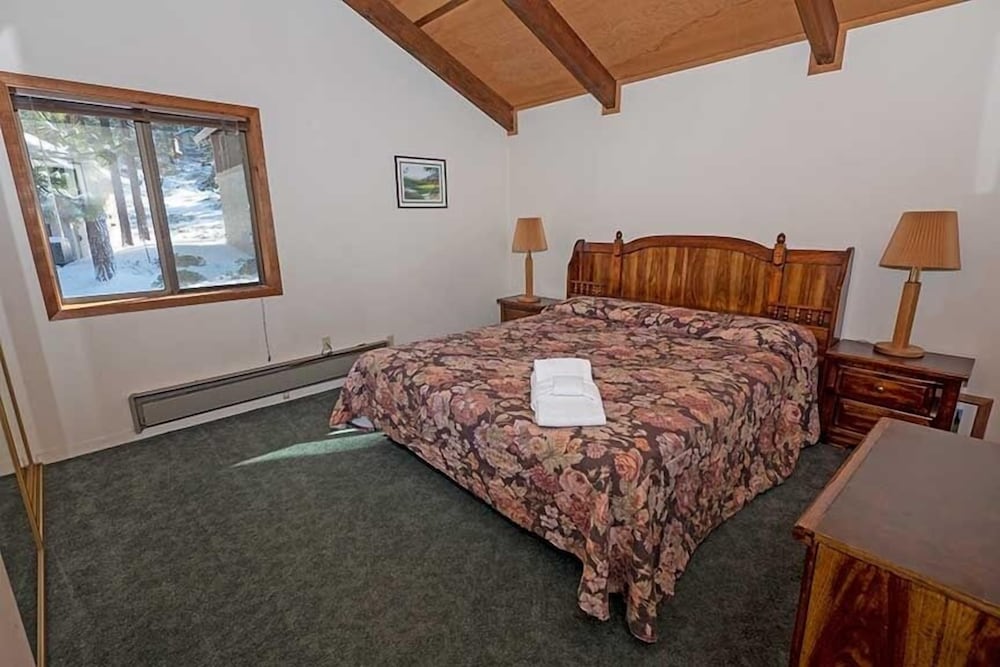 1228 Timber Lane 4 Bedroom Home by RedAwning