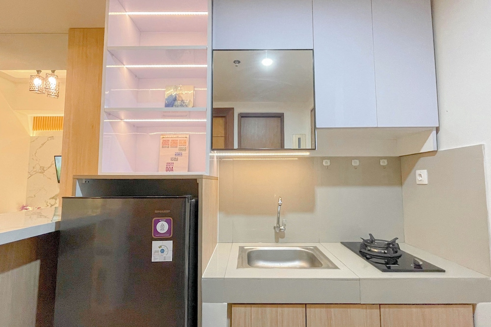 Elegant Designed 2Br Apartment Vida View Makassar