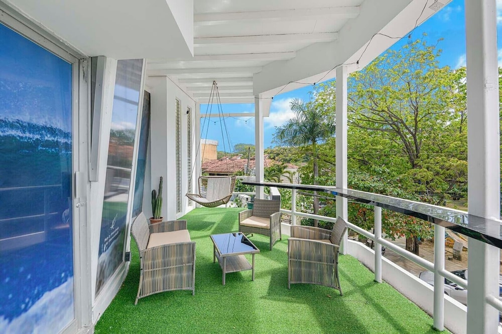 Surfo House