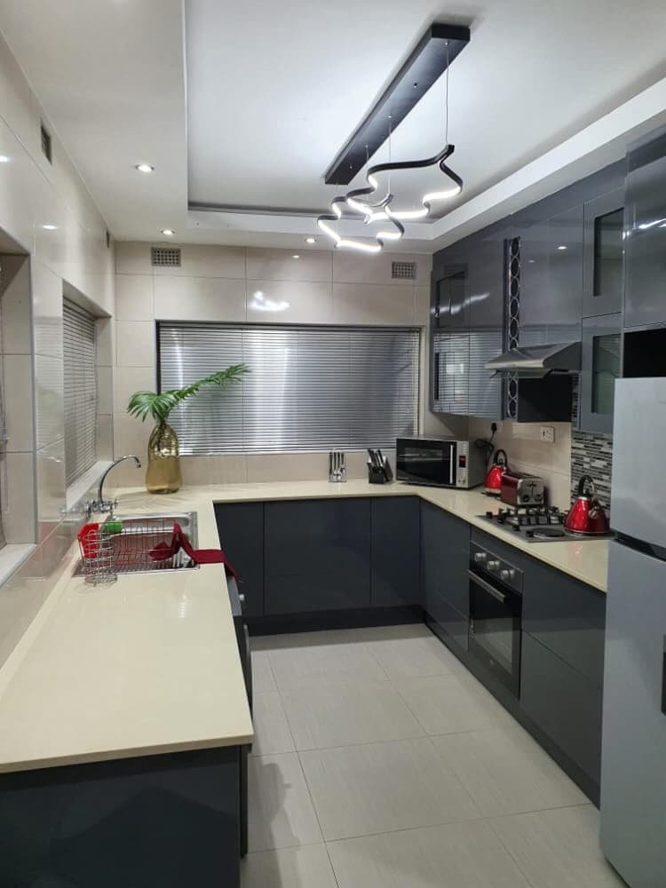 Posh 3 Bed Guesthouse in Hillside With Pool - 2039 view 2