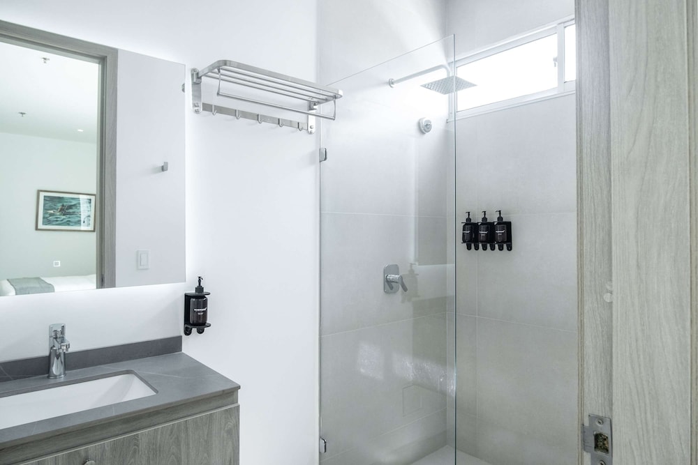 w Upscale Loft in the Heart of Bocagrande