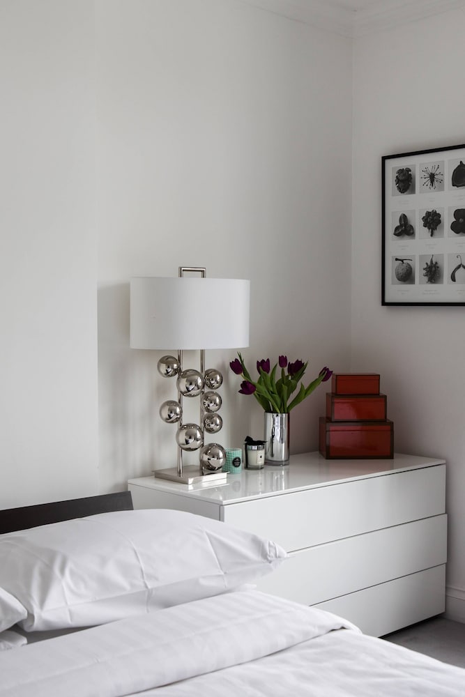 Hardinge Road by Onefinestay