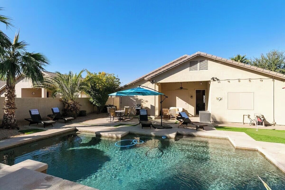Chandler Hideaway - Relax & unwind