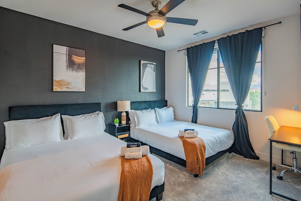 ROVE LIVING/KB - Scottsdale Grand