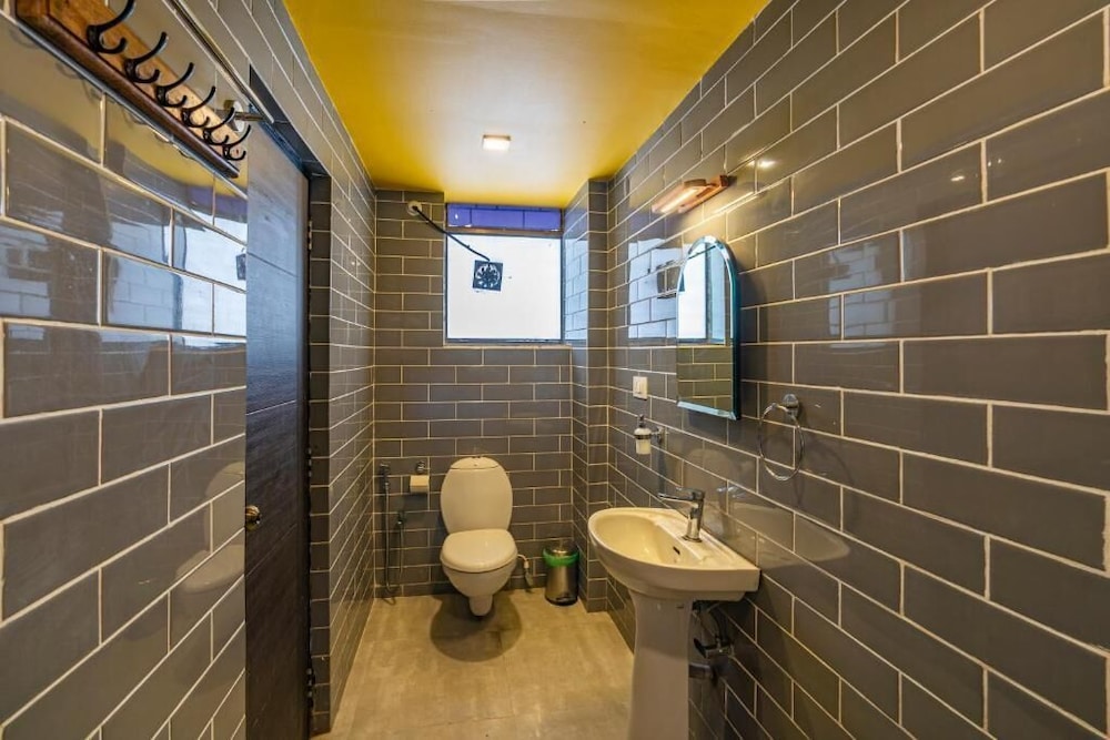 The Hosteller Goa, Candolim