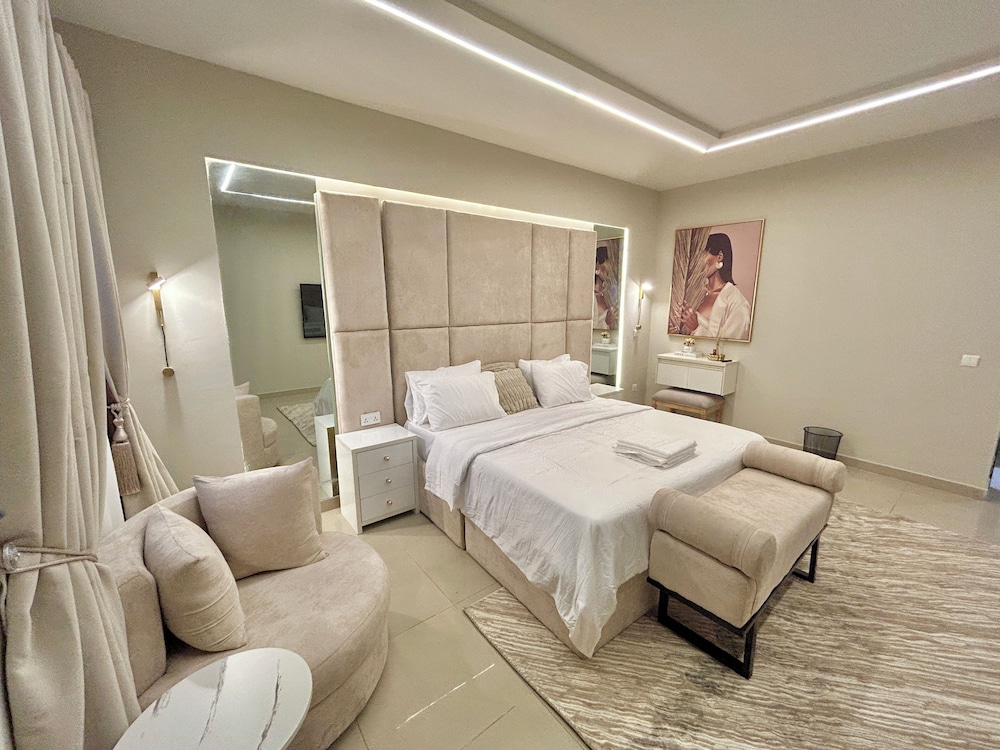 George Residence Banana Island Rd Ikoyi