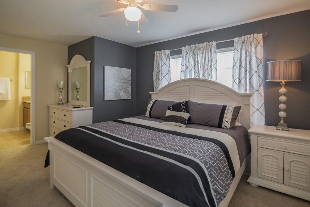 4882 Storey Lake - Image 3