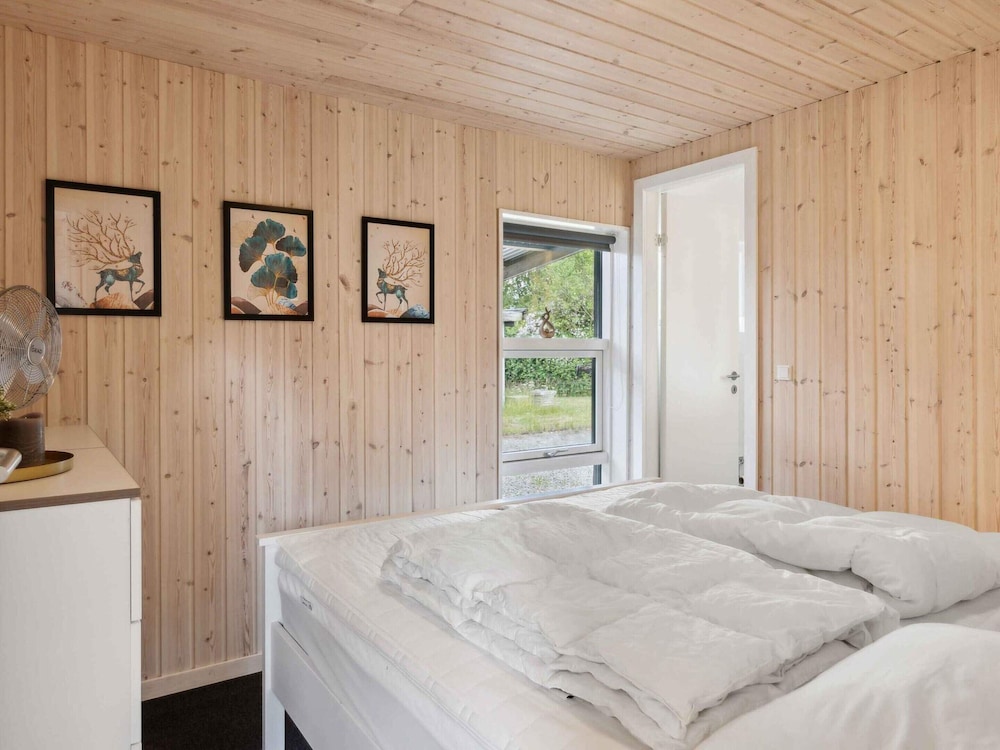 5 Star Holiday Home in Vaeggerlose