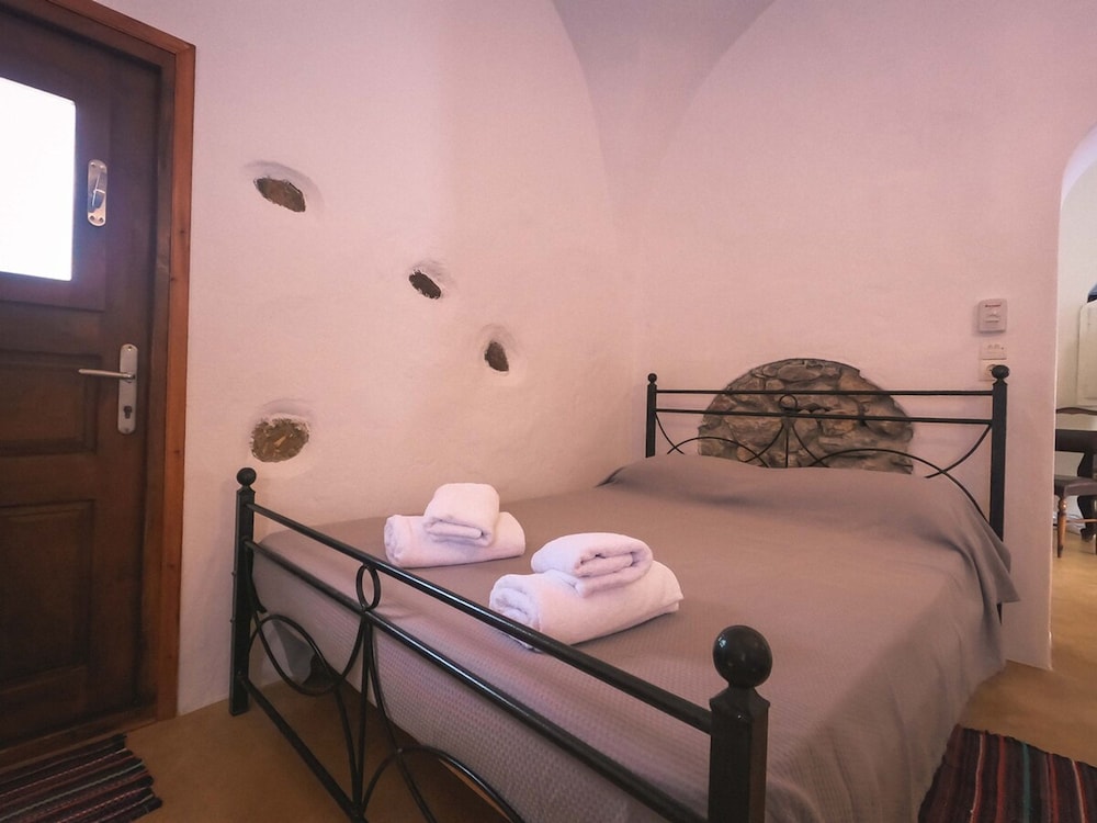 The Commander s House