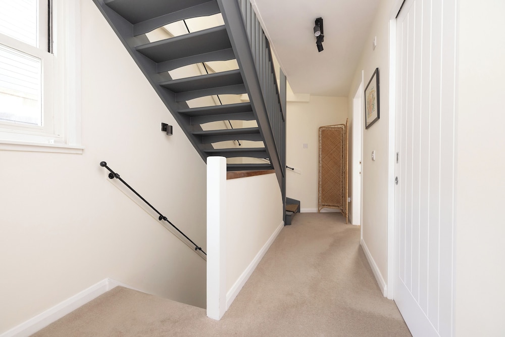 Cozy Maisonette near Edinburgh Castle