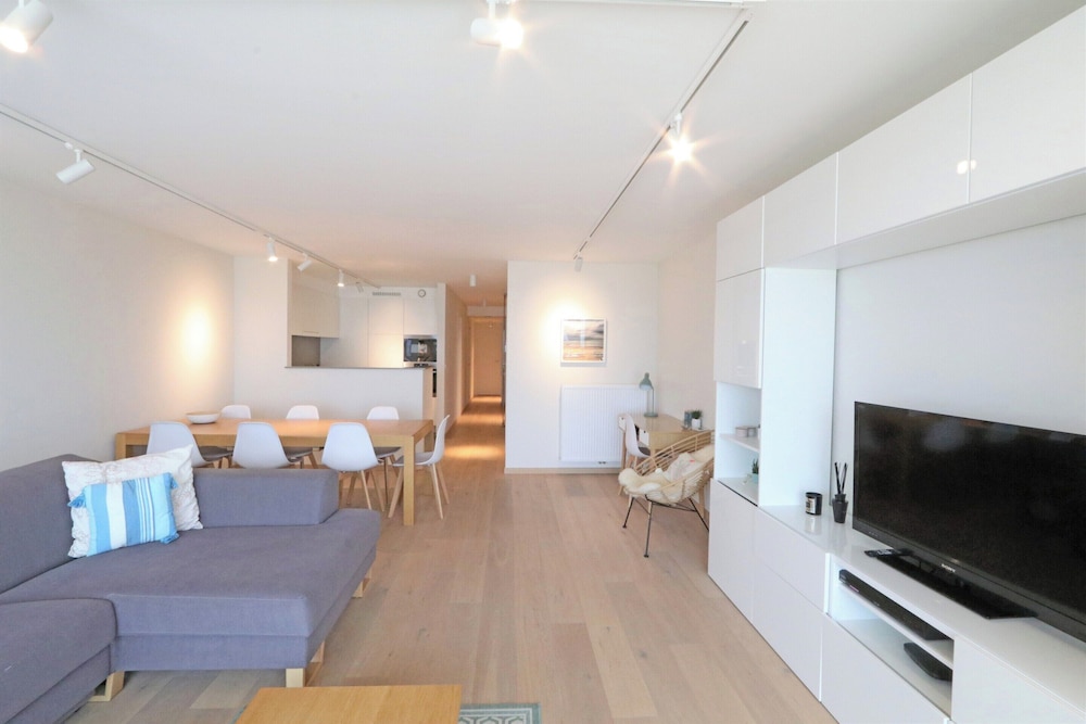 Apartment in Het Zoute With Sea Views
