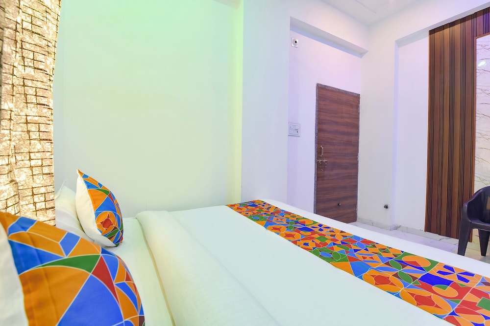 FabHotel Shree Radhey Shyam Palace