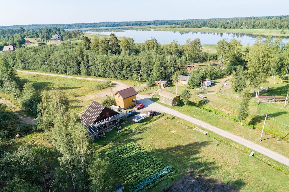 Cottage complex Ozerny Bereg