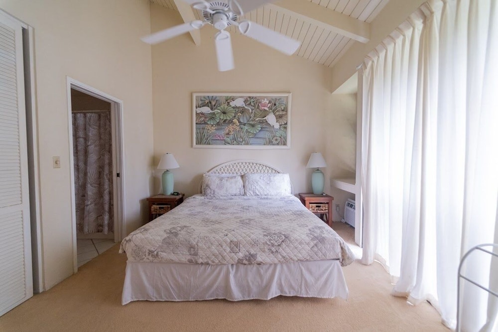 Turtle Bay Bird Of Paradise**ta-052128819201 2 Bedroom Condo by RedAwning