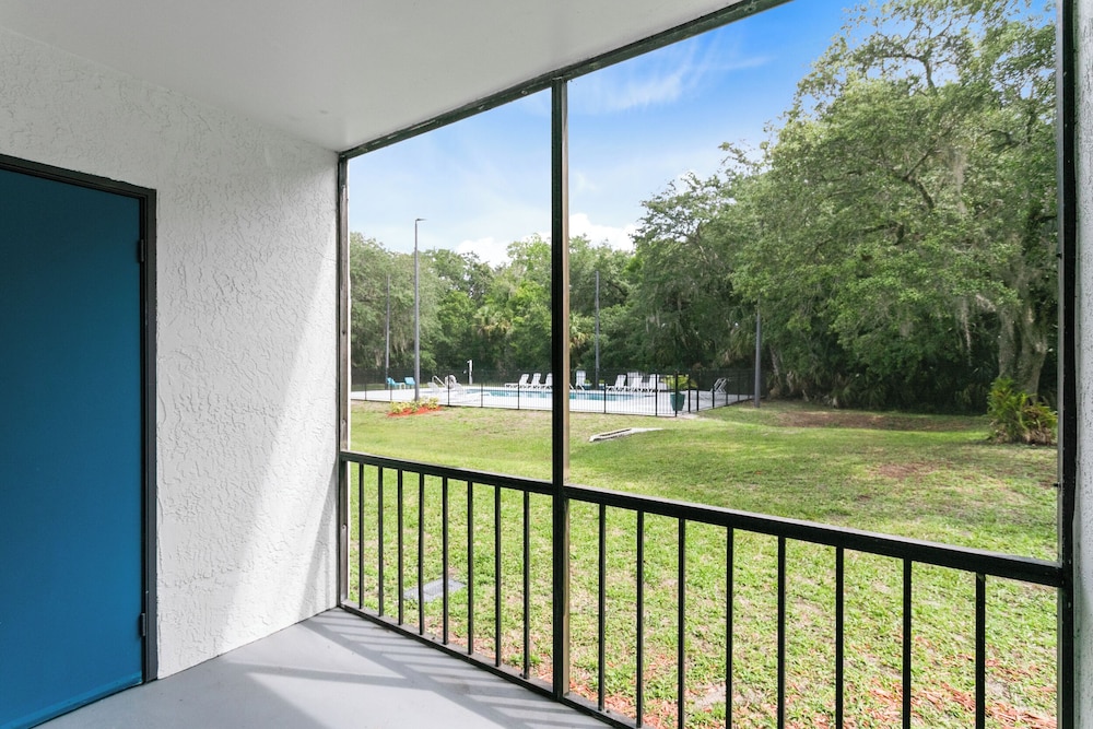 Oasis Apartment Homes