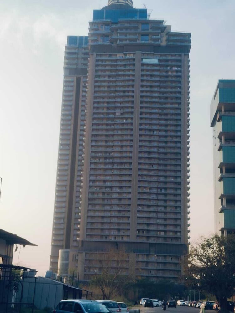 Supernova Heights Studio