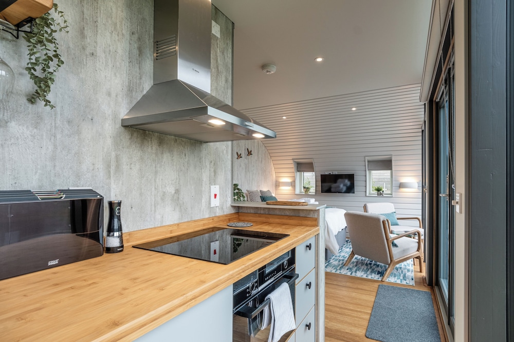 Stunning EcoRetreat Pods in Old Chalford