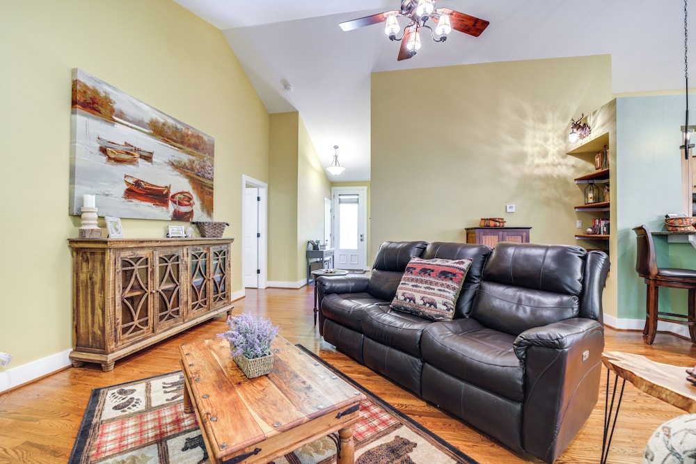 4 Mi to Lake: Tuckasegee Home w/ Community Perks view 3