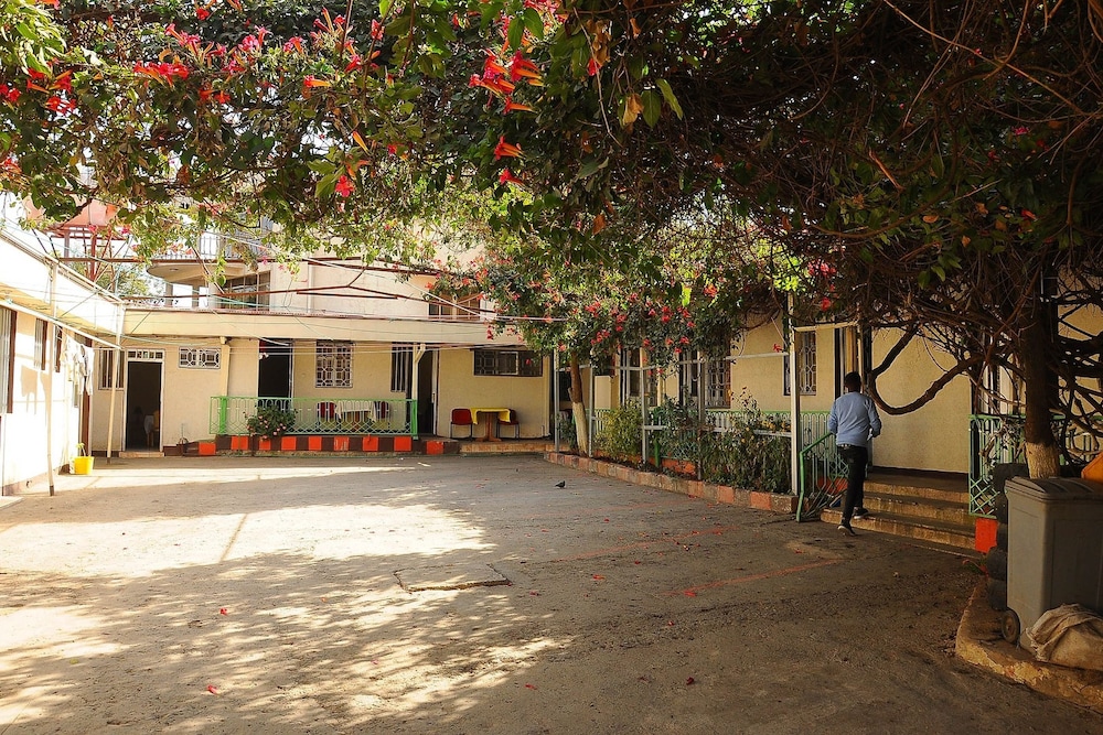 MM Apartment Guest House