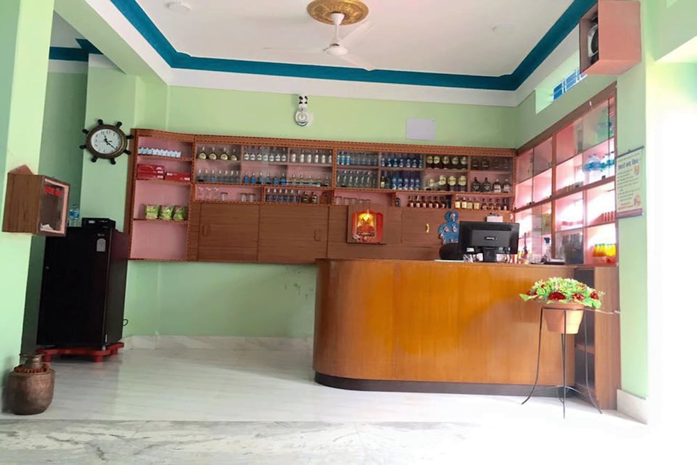 City Guest House and Family Restaurant