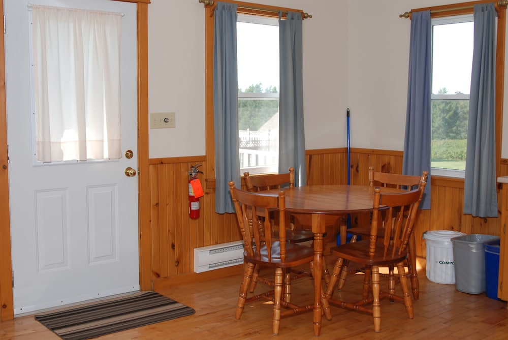 Shining Waters Cottages