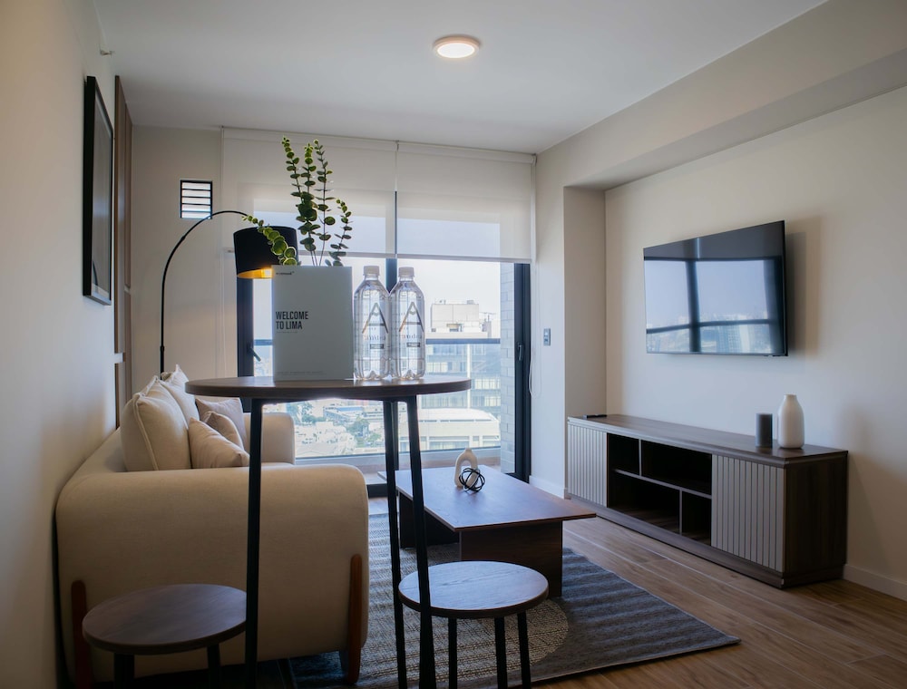 w Stylish 2BR in San Isidro