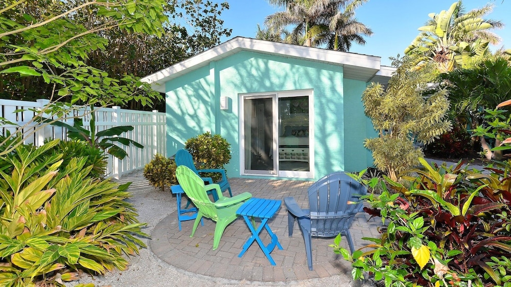 Seascapes 3 Bedroom Home by RedAwning