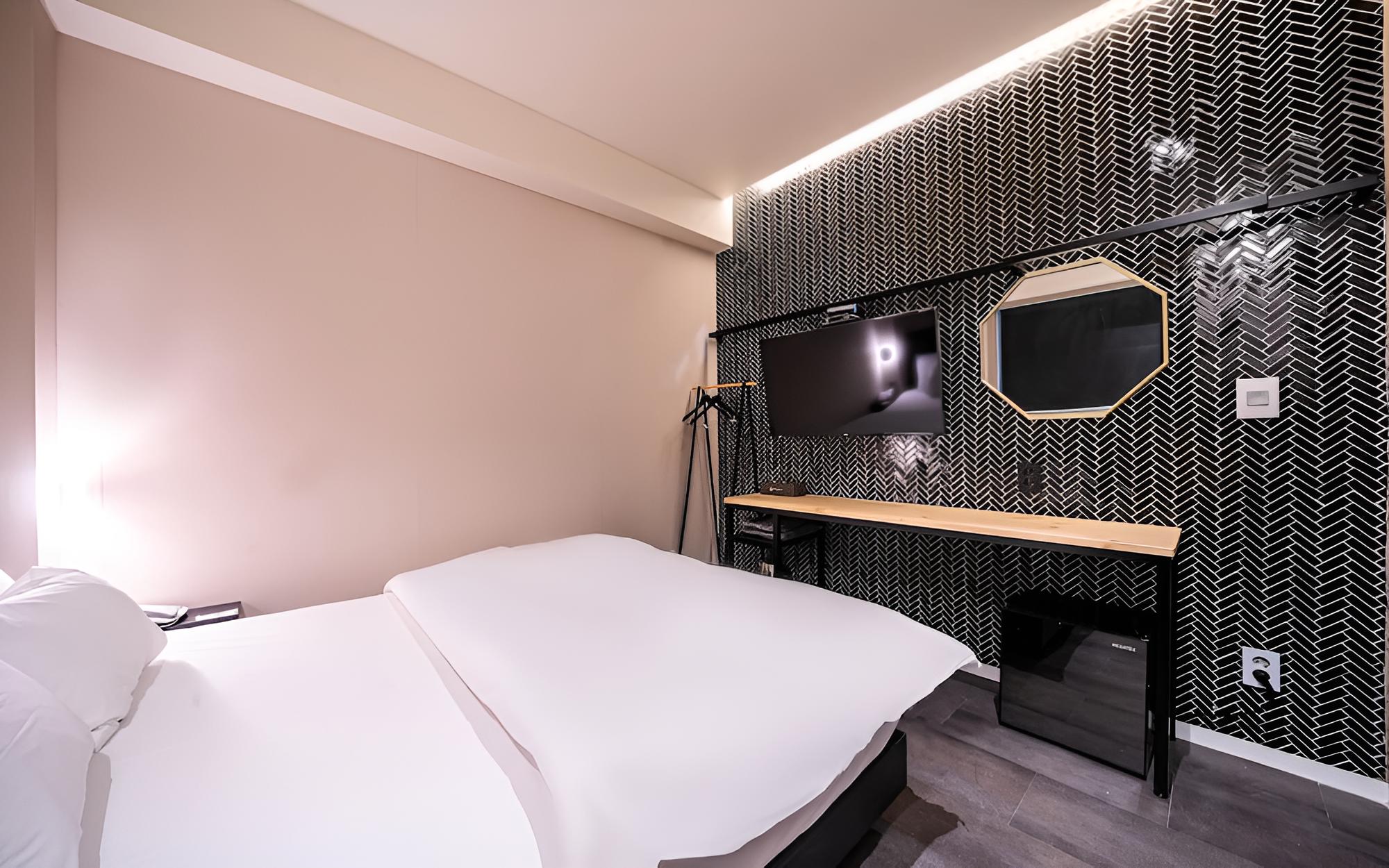 Daegu Sangindong Hotel Laurent view 2