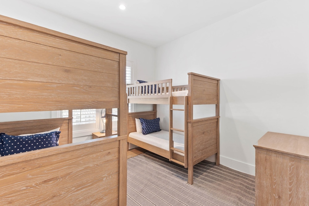Grayt Digs by Avantstay Next to Beach Oceanview
