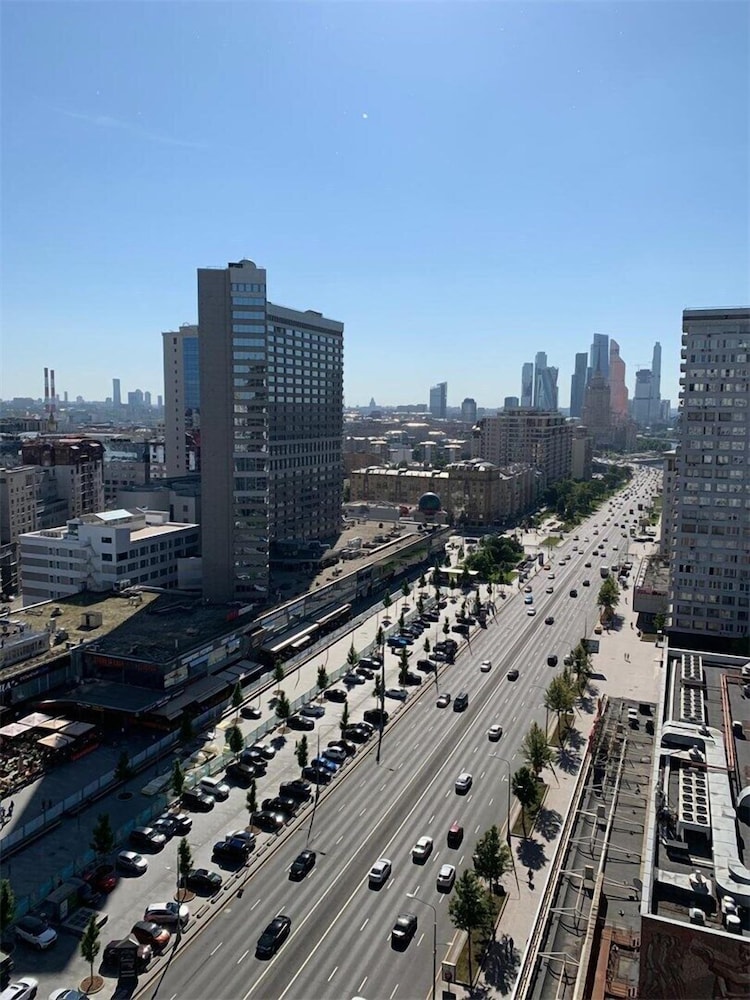 Day&Night Apartments - Noviy Arbat