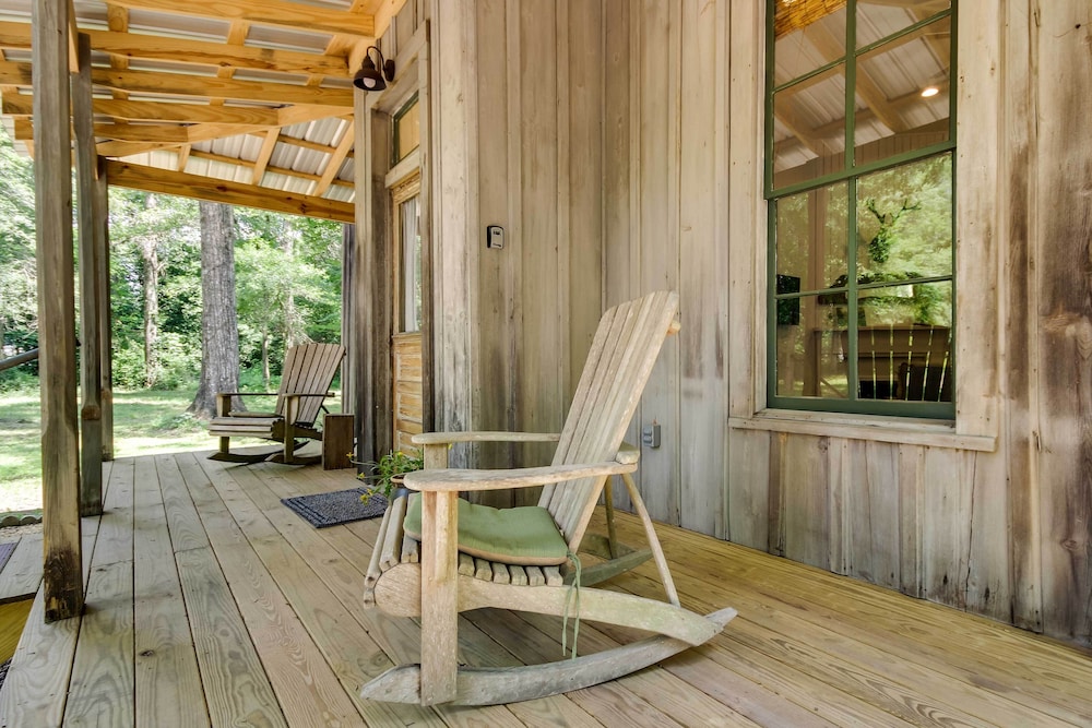 McComb Vacations - Historic Vacation Rental in Mccomb w/ River Access - Property Image 18