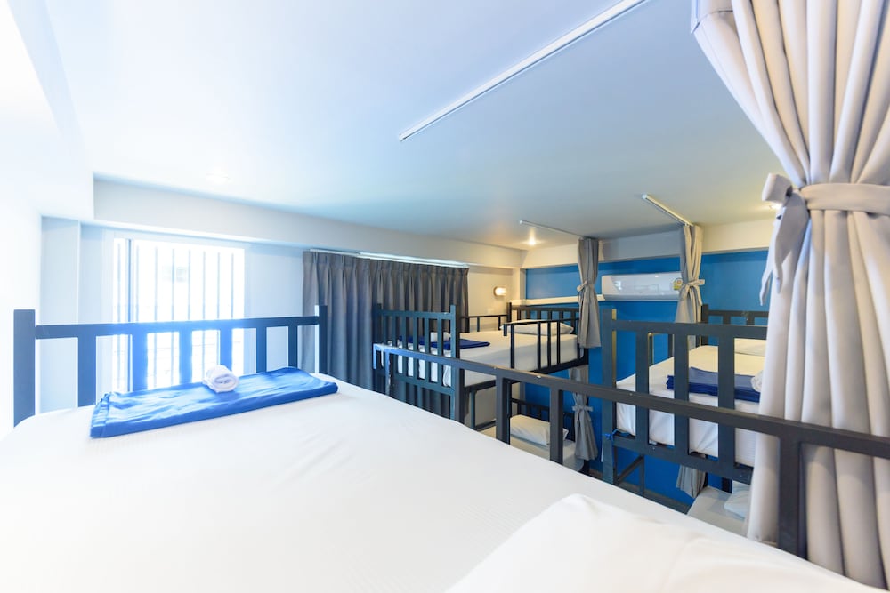 Hip Hostel