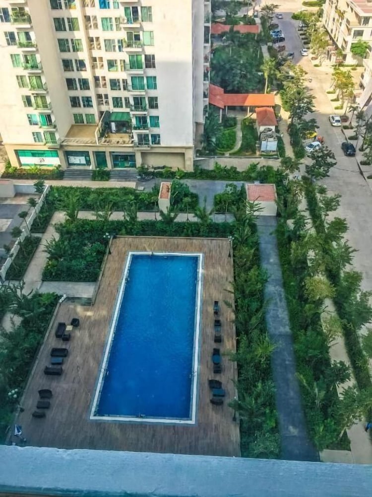 Angela House Ha Long