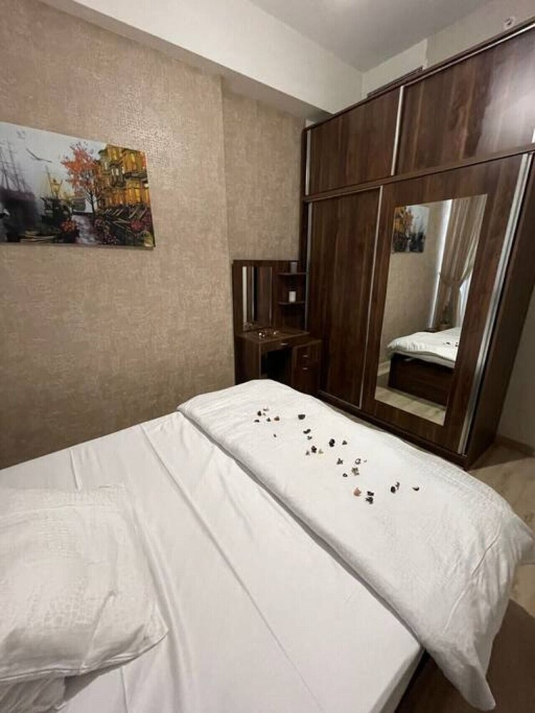 Modern Deluxe 1 1 Living Apartment Near Mall of Istanbul